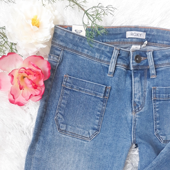 Roxy Denim - NWT Roxy Bell Bottom/Flare Jeans